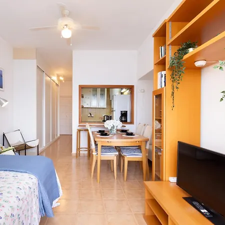 Home2book Cozy Seaside With Stunning Views Apartment *